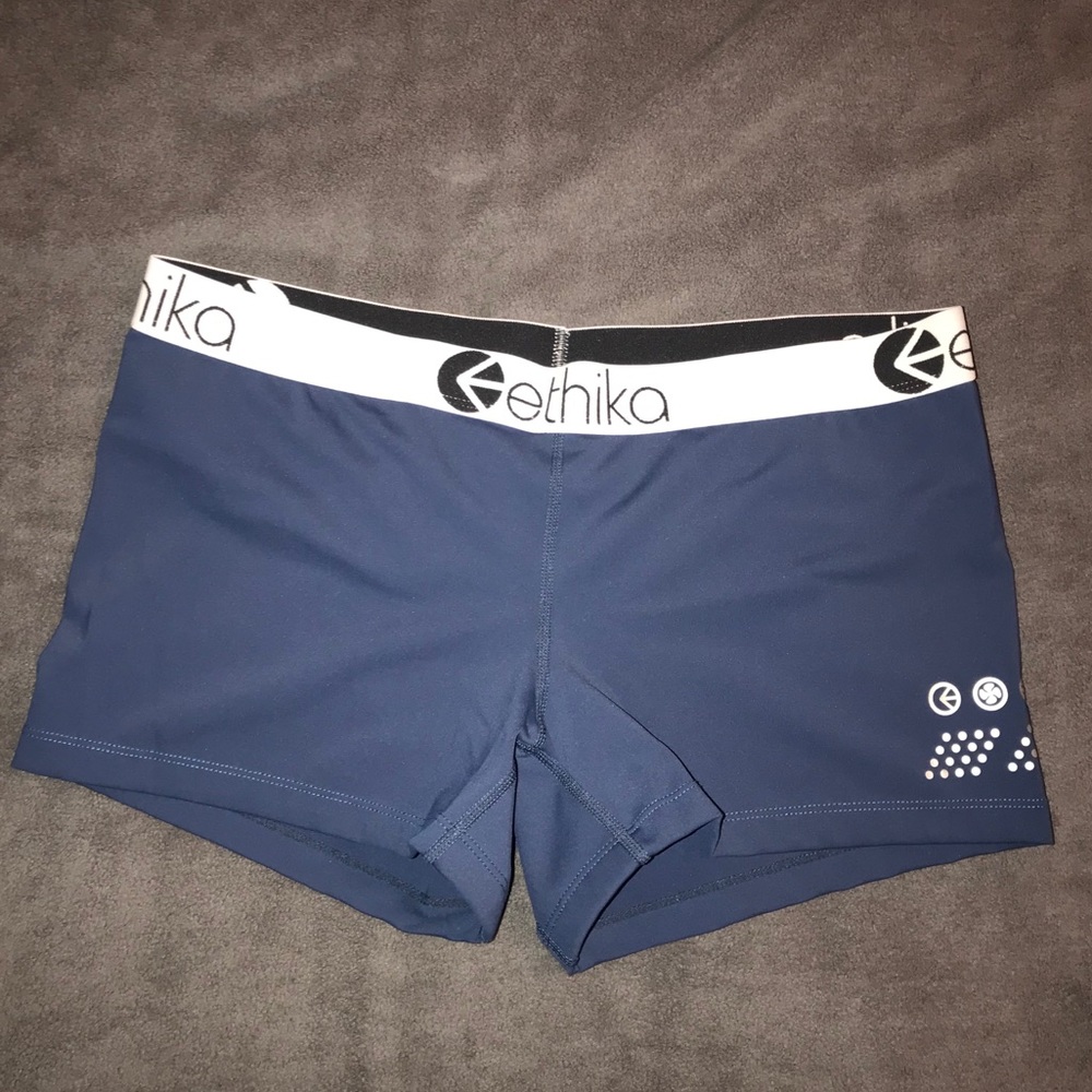 Compression shorts